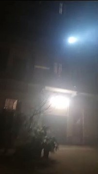 Incendio in via Arqu? a Milano: le fiamme divorano un appartamento, grave un 29enne