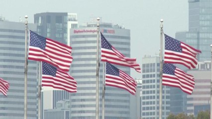 أموال المانحين الأميركيين تتجه نحو نيكي هايلي كمنافسة لترمب