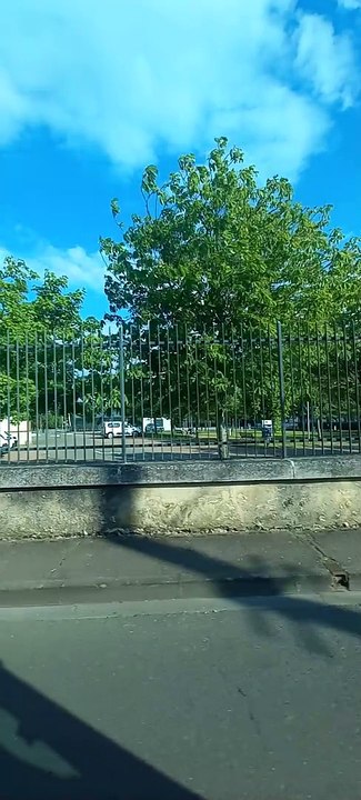 Chartes Bus 1 Direction Barjouville - Pluviers  #france #bustour #bus #frenchcity  (4)