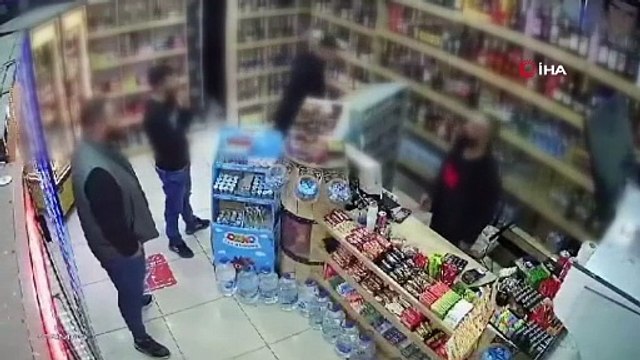 İstanbul Esenyurt'ta silahlı saldırı! Saldırı anı kamerada