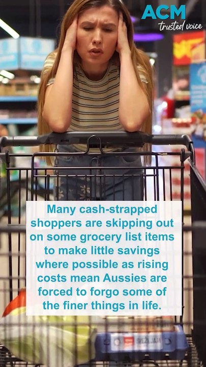 Cost-of-living crisis: fewer Aussies buying snacks in grocery shop