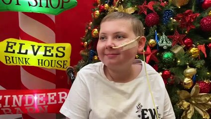 Emma Walsh lights John Hunter Children's Hospital Christmas Tree