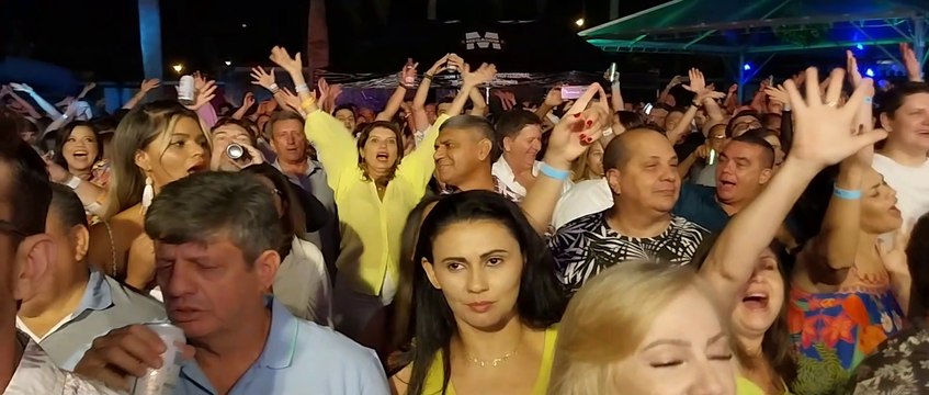 I WILL SURVIVEL - BANDA ÁPICE COVER - BAILE MARES DO SUL 2023 - CLUBE RECREATIVO FLORESTA