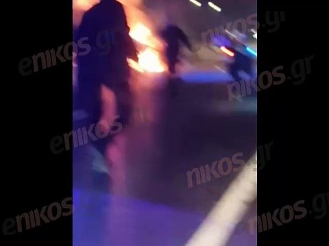 Τροχαίο στον Κηφισό- Φωτιά σε αυτοκίνητο