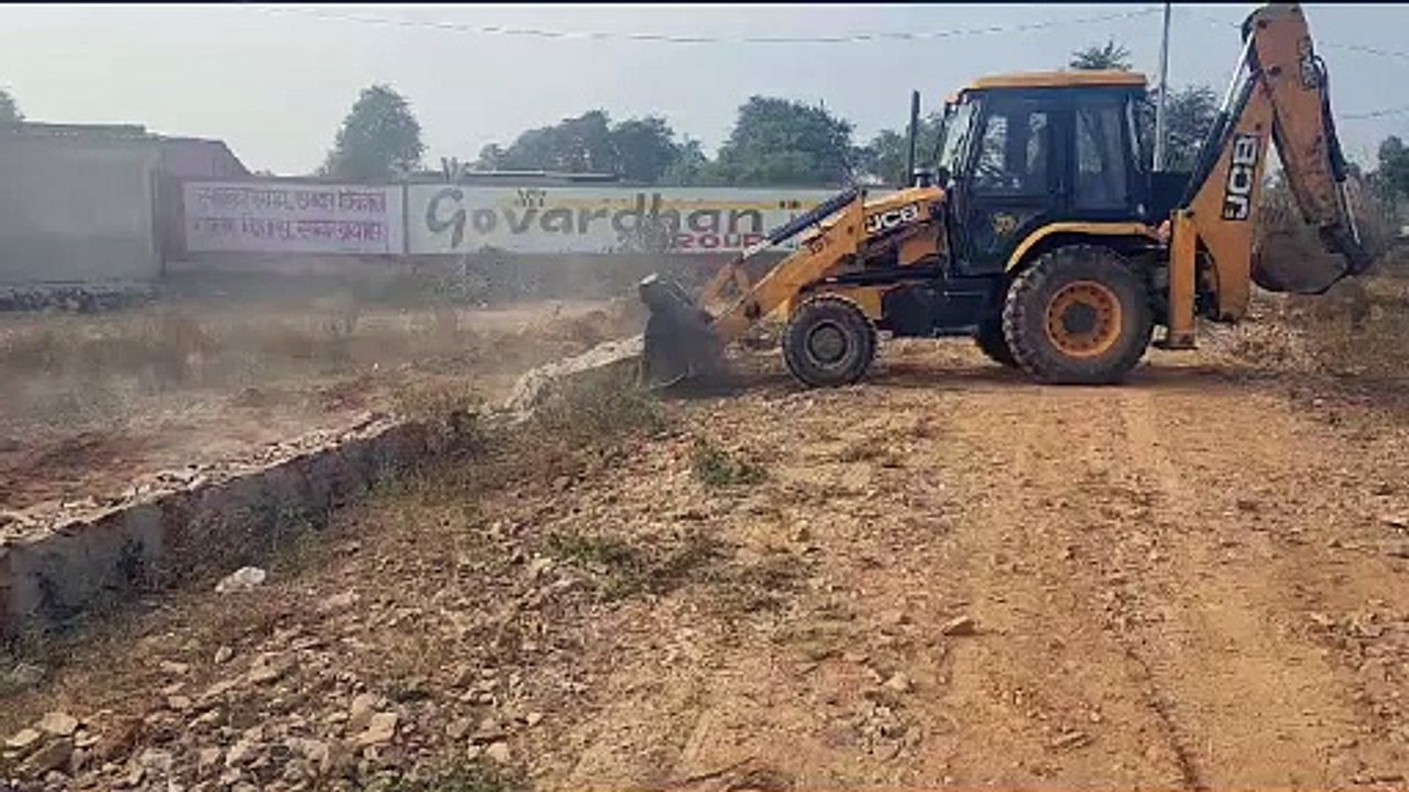 19 बीघा कृषि भूमि पर पांच अवैध कॉलोनी की ध्वस्त