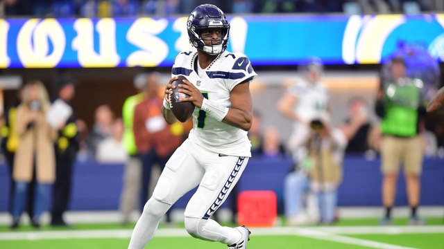 In-Game Quarterback Prop Yard Numbers: Geno Smith vs Dak Prescott