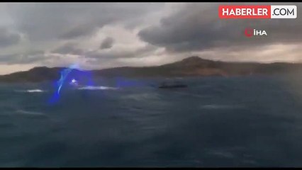 Çanakkale'de Dev Dalgalar Arasında Kaçak Göçmenlerin Dramı