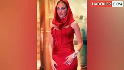 Arabistan'da törene katılan Meryem Uzerli başını kapattı! Tarzını görenler beğenmedi