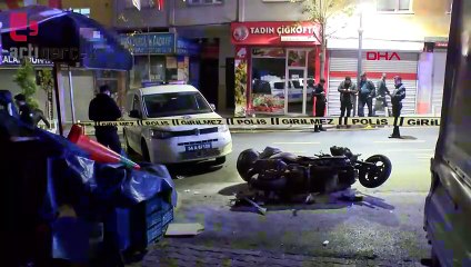 Silahlı saldırgan motorunu bırakıp kaçtı