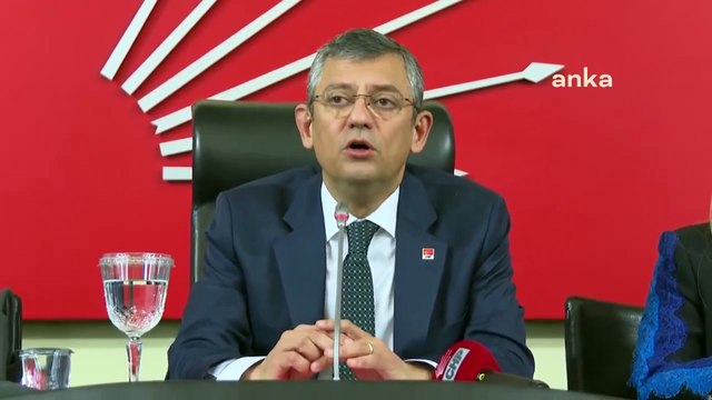 CHP Genel Başkanı Özgür Özel, önceki dönem CHP milletvekilleriyle bir araya geldi