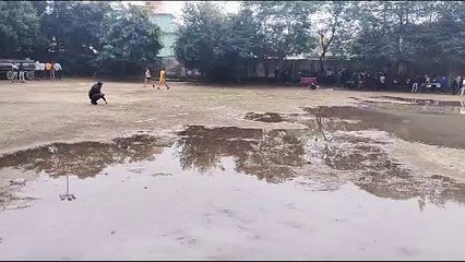 बारिश के चलते मैदान पर भरा पानी, दो जगह करानी पड़ीं प्रतियोगिताएं