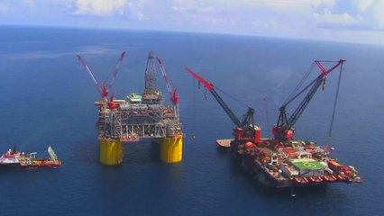 OPEC+, 원유 생산량 하루 100만 배럴 추가 감산 합의 / YTN