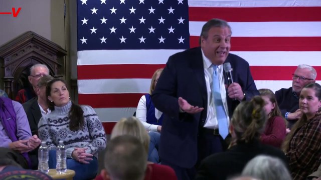 Chris Christie Wants Nikki Haley to Call Out Trump