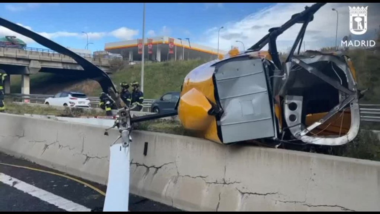 Un elicottero si schianta sull'autostrada M40 a Madrid