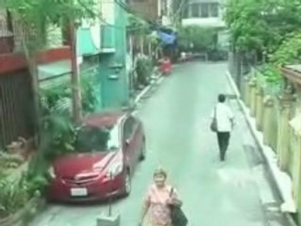 Alley Way Prank- Be sure to watch
