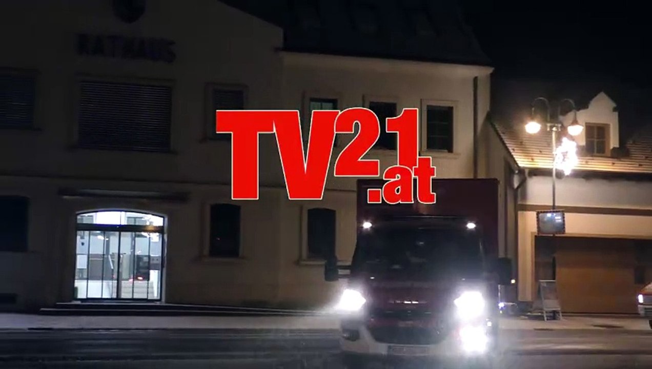 Leopoldsdorf Marchfeld | 1. Adventfenster öffnet sich am Rathaus