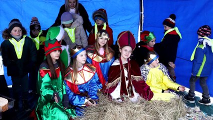 Ubieranie choinki w Lesznie