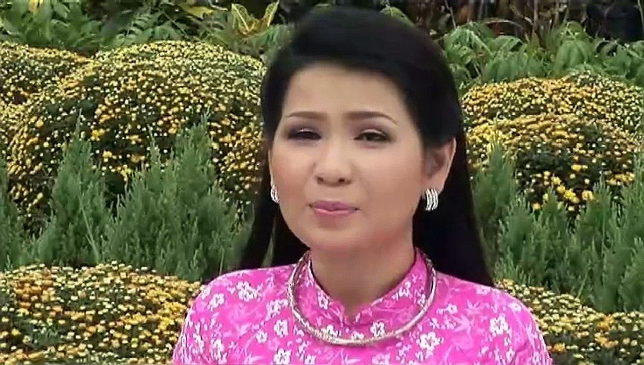 Nang ganh thuong truong - Ho Ngoc Trinh