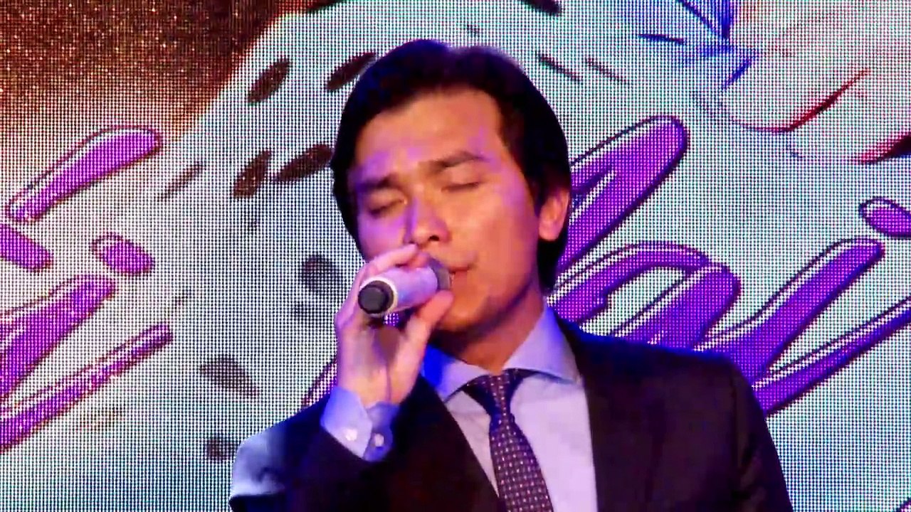 Noi buon hoa phuong - Manh Quynh