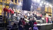 Cantata de Natal atrai centenas de pessoas ao HOlhos Prime