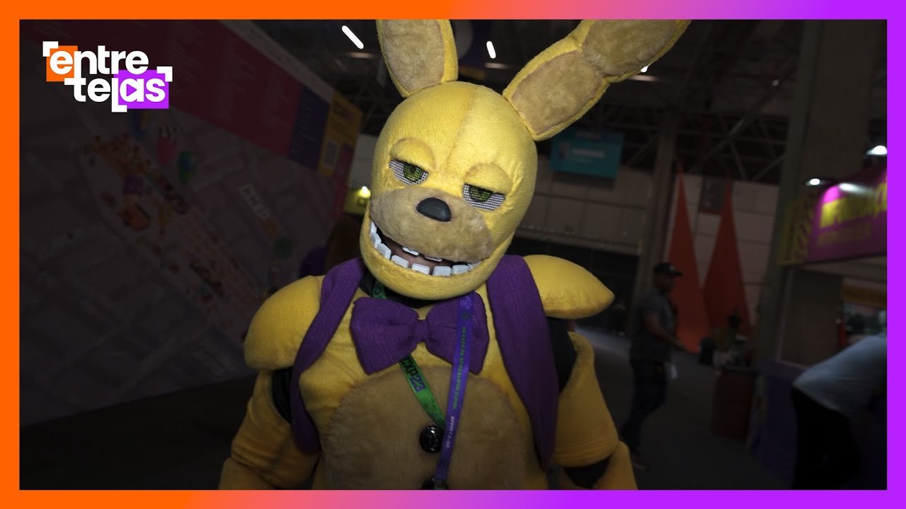 Cosplayers mirins roubam a cena na CCXP23