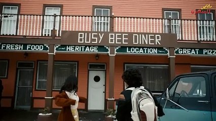 محظوظ لقي لعبه علي شكل القريه بتاعتهم والغريب انه كل لما بيغير فيها حاجه بتتغير فالقرية الحقيقية