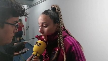 La reacción de Athenea cuando se entera de lo que ha ocurrido al descanso: su cara es un poema