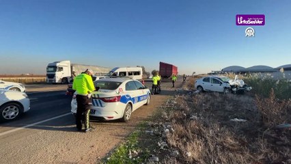 Şanlıurfa'da Öğretmenleri Taşıyan Minibüs Kazası: 12 Yaralı