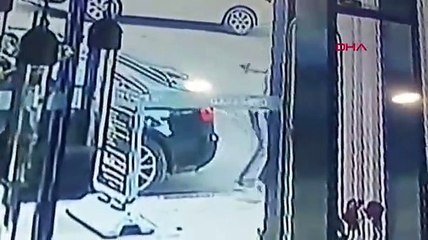 Hırsızlık şüphelisi, saklandığı dolapta yakalandı
