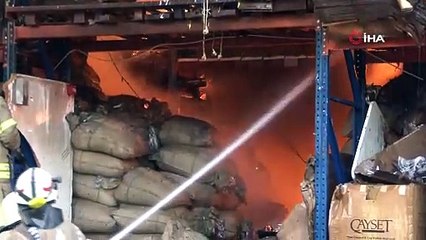 Maltepe'de kahve ve kahve makineleri üretimi yapan imalathanede yangın