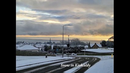 Snow falls in Fife