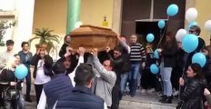 Palermo, lacrime e rabbia ai funerali di Emanuele Magro