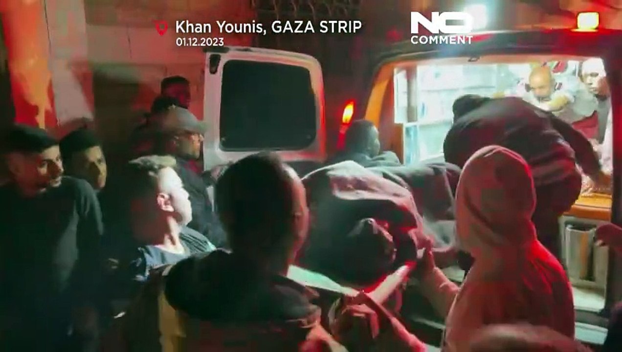 WATCH: Gaza rescuers retrieve casualties from rubble after Israeli strike on Khan Yunis