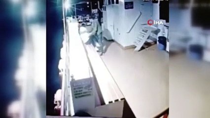 Arkadaşıyla tartıştıktan sonra feribottan suya atladı!