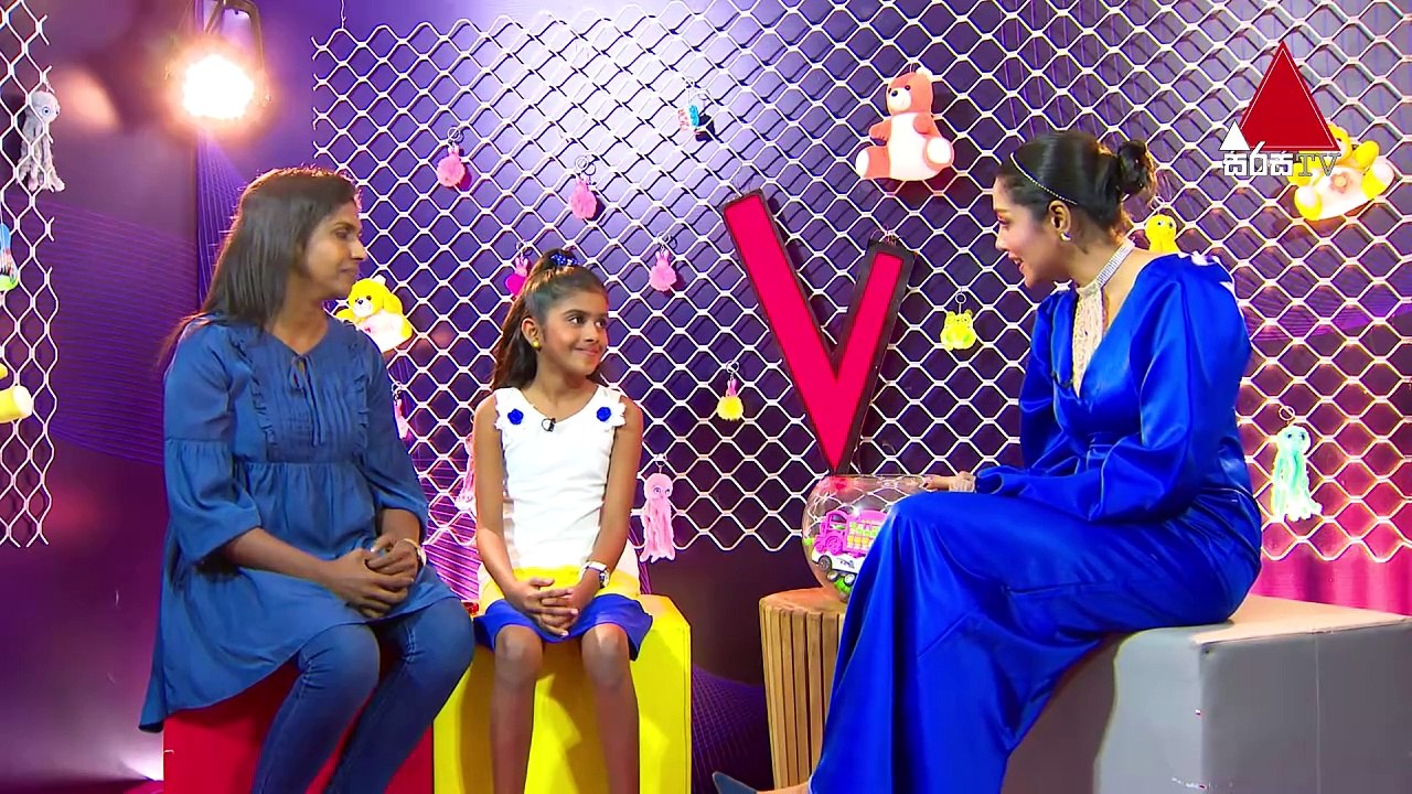 චූටි සුරංගනාවිගේ මෙච්චර ලොකු කටහඩක්, හිතාගන්නත් බෑ  | V Clapper |      ✌️