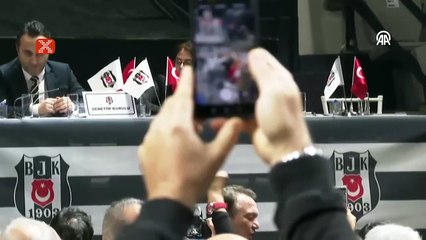 Beşiktaş'ta Adalı ve Arat kucaklaştı