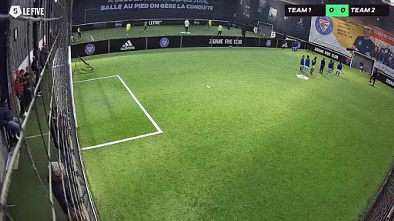 ZFC Bobigny  2 02/12 à 12:30 - Football Zidane (LeFive Bobigny)