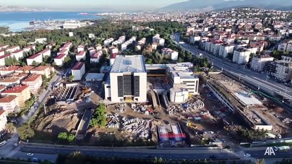 Deprem anında da ameliyat devam etsin diye yapıldı