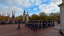 Relève de la garde au Palais de Buckingham à Londres