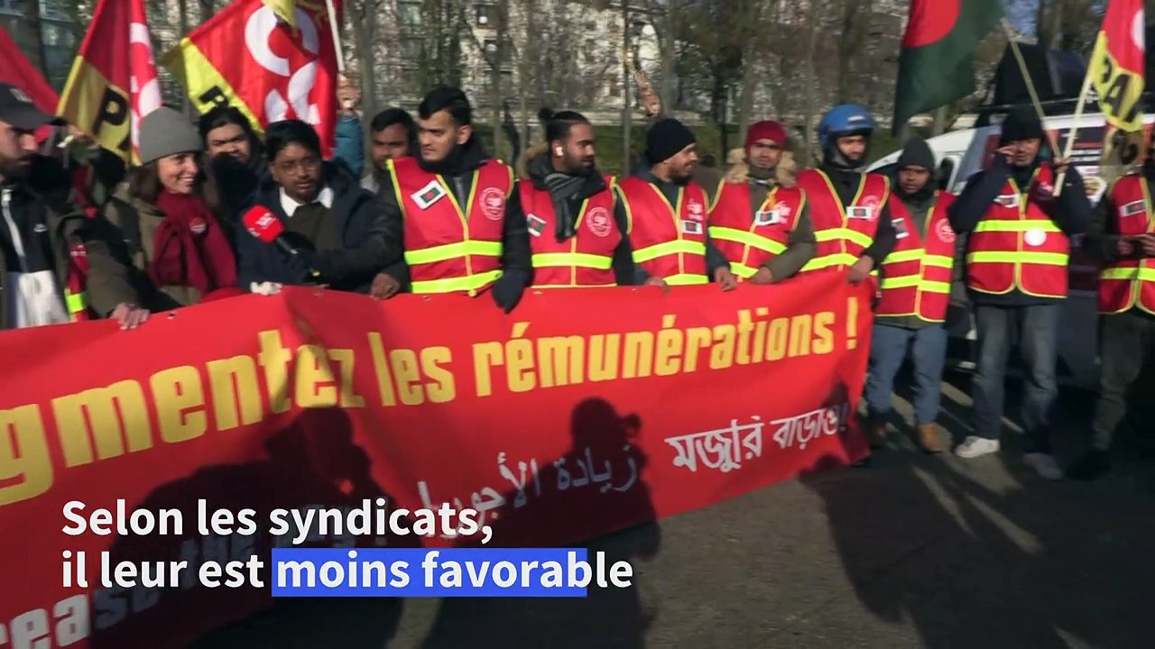 Paris: des livreurs Uber Eats manifestent après un appel à la grève nationale