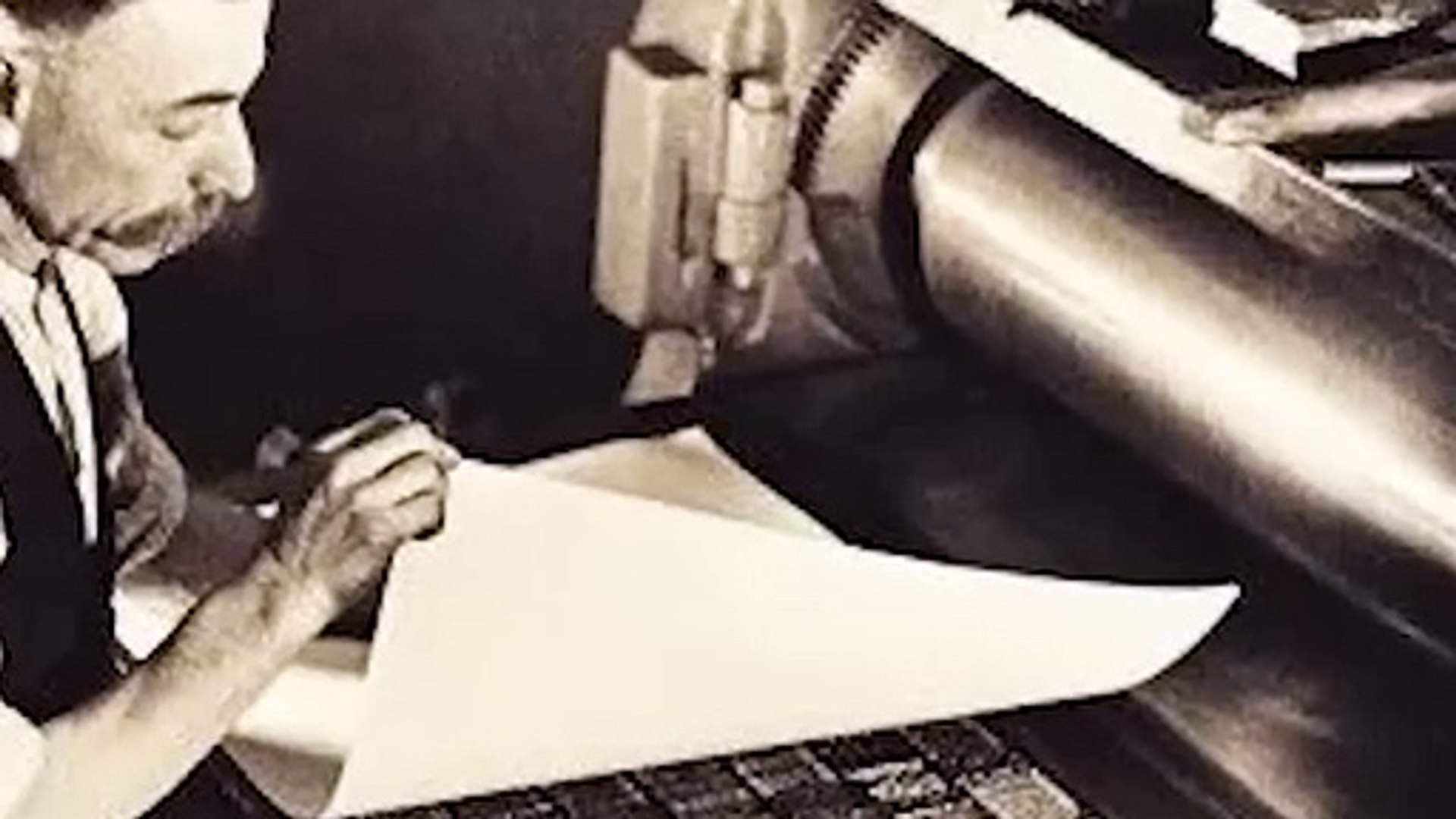 ⁣How to Use ChatGPT for Beginners in 2023! (save 1-3 hours daily) ⌚