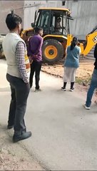 आवासीय वाणिज्यिक ब्लॉक में हटाया अतिक्रमण, देखें वीडियो