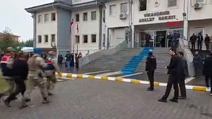 6 ay önce intihar eden sevgilisinin eşi ve akrabaları tarafından öldürülmüş