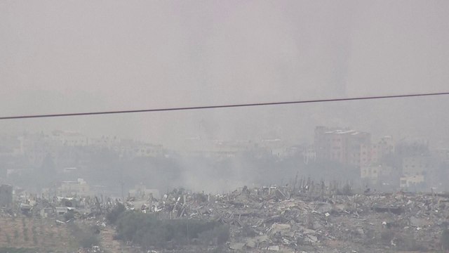 تجدد القصف الإسرائيلي على عدد من المناطق في قطاع #غزة #العربية