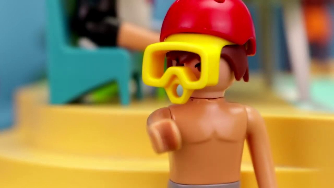 Playmobil Polizei   Sprungturm Party im Schwimmbad   Playmobil Film