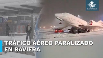 Fuertes nevadas dejan aviones varados en plena pista de aterrizaje