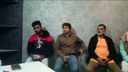 भाजपा से अभी उदयलाल डांगी आगे चल रहे
