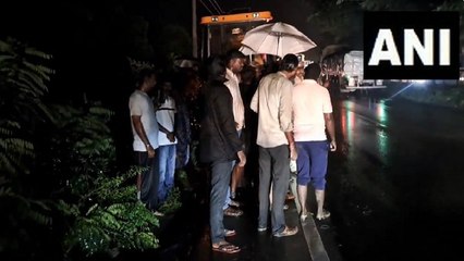 Tamil Nadu News: तमिलनाडु के चेंगलपट्टू के पास बस खाई में गिरी, एक की मौत, 20 यात्री घायल