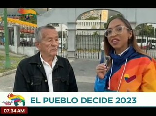 Caracas | En el Liceo Miguel Antonio Caro los electores invitan a los ciudadanos a votar