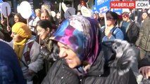 Türkiye Sakatlar Derneği Engelliler Gününde Yürüyüş Düzenledi